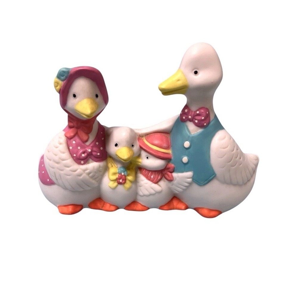 Vintage Duck Family Porcelain Figurine Vintage Russ‎ Berrie & Co. 5 3/4x3 3/4"